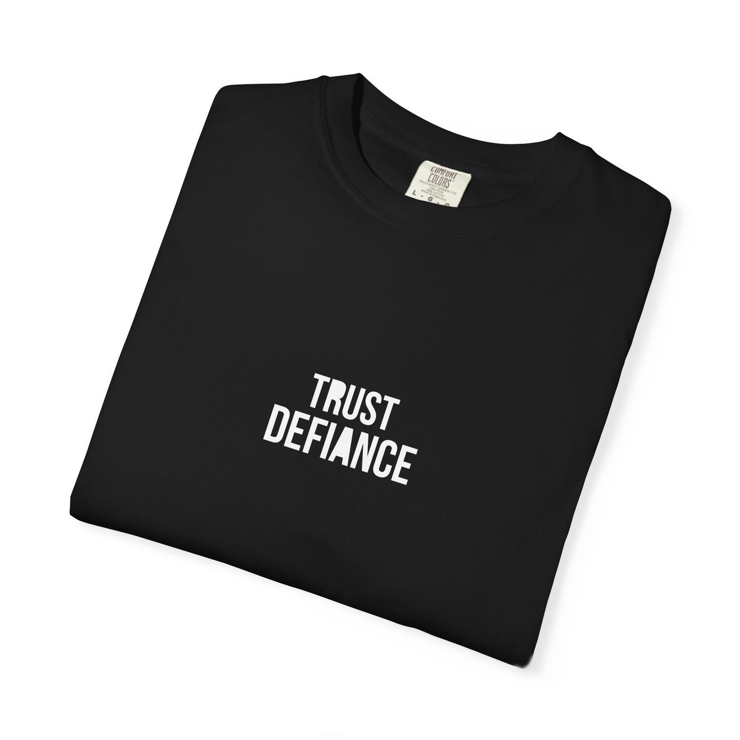 TRUST DEFIANCE - Question the mainstream tee